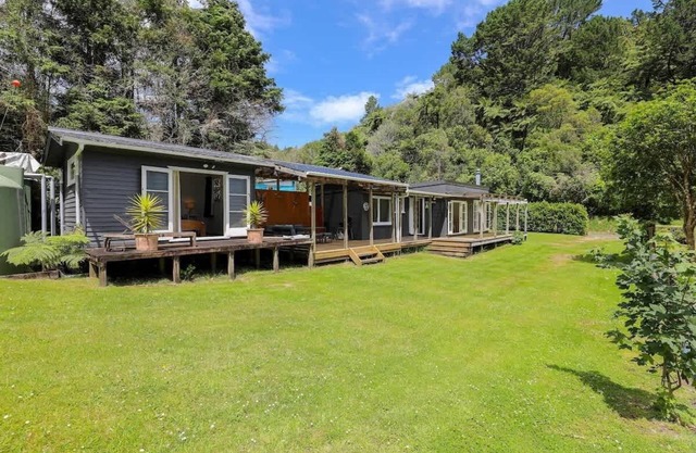 Back of Beyond Cottage | Lake Rotoehu Getaway