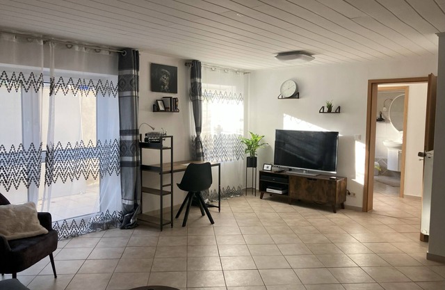 Basement whirlpool apartment near Phantasialand