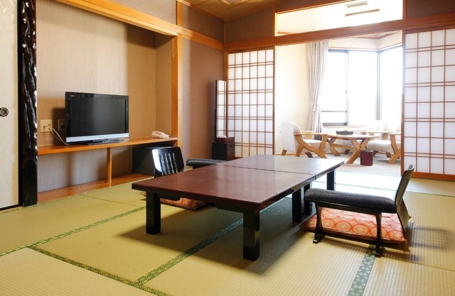 Basic room 10 tatami Japanesestyle room with b/Toba Mie