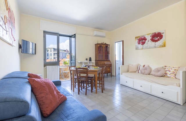 Bausan Studio Flat by Interhome