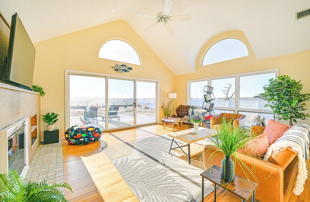 Bayfront Home in Patchogue w/Deck & Fishing Dock