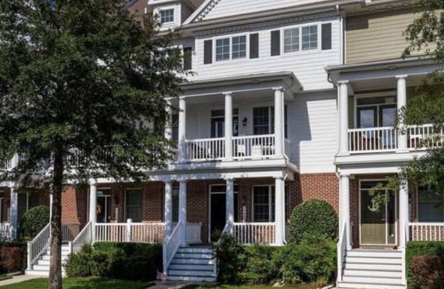Bayside Resort 3-Story 4BR Townhome