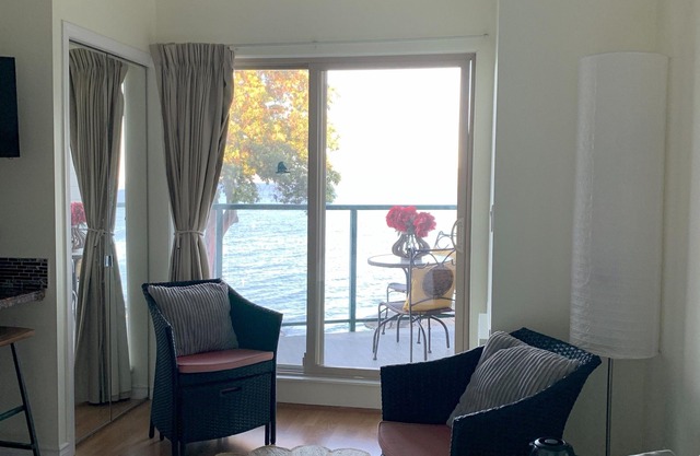Beach Bliss oceanfront king studio. Balcony, pool, hot tub, dock. Fall rates!
