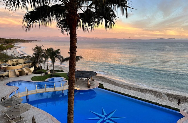Beach Front 4 Bedroom Villa @Punta de Mita