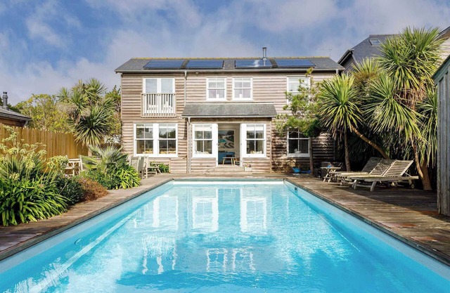 Beachfront House w Pool & Steam