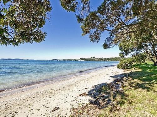 Beachside At Snells Beach Holiday 