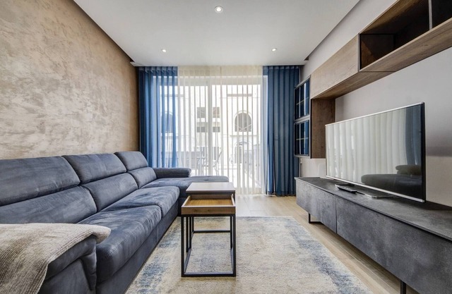 Beautiful 2 BDR Penthouse near Valletta sleeps 6