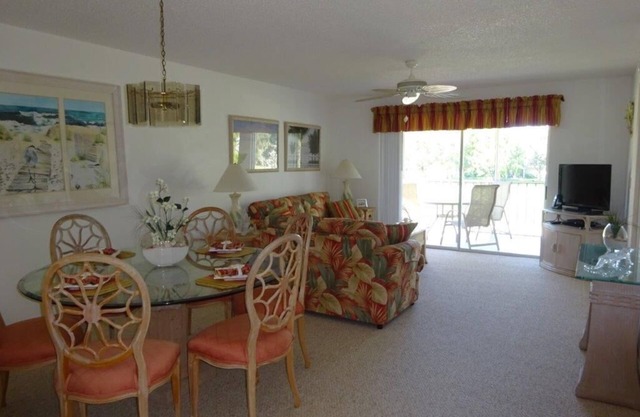 Beautiful 2 Bed, 2 Bath Condo In Terraces At Tara Golf & Country Club