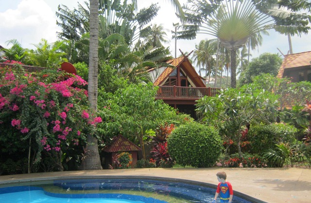 Beautiful 4 Bed Thai Style Villa ideal for all the family