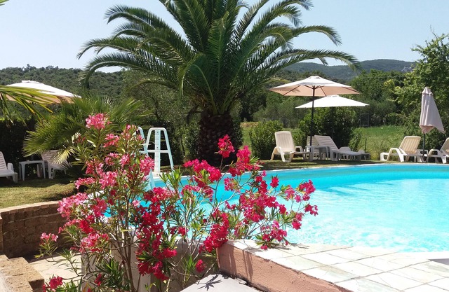 beautiful, antique small Stone house, with pool + garden
