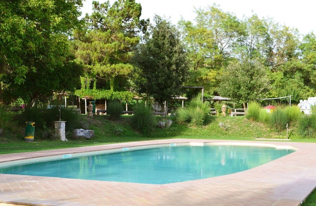 Beautiful apartment for 8 guests with pool, WIFI and TV