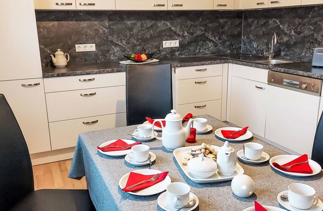 Beautiful apartment for 4 guests with WIFI, TV, terrace and parking