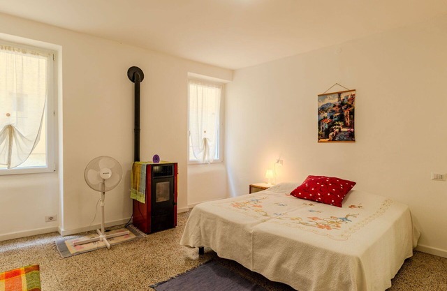 Beautiful apartment for 4 guests with TV, patio and pets allowed