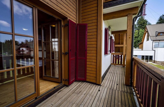 Beautiful apartment for 11 guests with WIFI, pool, TV, patio, pets allowed and panoramic view