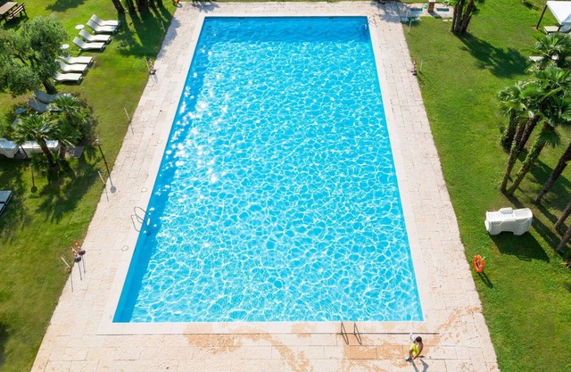 Beautiful apartment for 5 people with pool, WIFI, TV and balcony