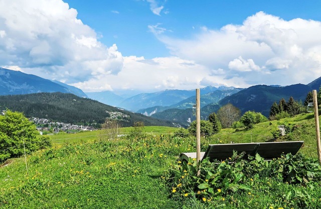 Beautiful apartment for 4 guests with pool, WIFI, TV, balcony, panoramic view and parking
