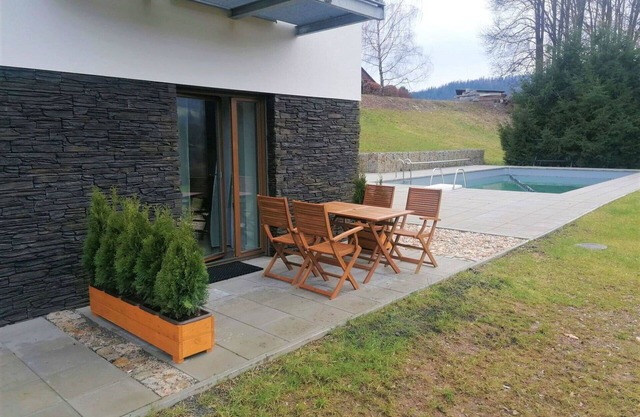 Beautiful apartment for 3 guests with pool, WIFI, TV, terrace and parking