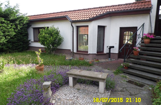 Beautiful apartment with pool on the outskirts of the city