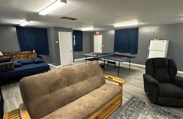 Beautiful Cass Lake house with bungalow just minutes from casino and Bemidji!