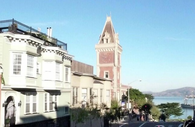 Beautiful Condo, good for familes, free wifi, near Ghirardelli Square