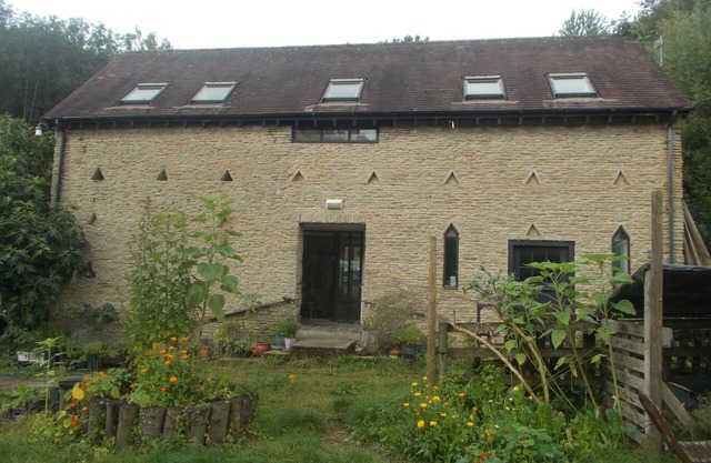 Beautiful converted barn in tranquil rural setting