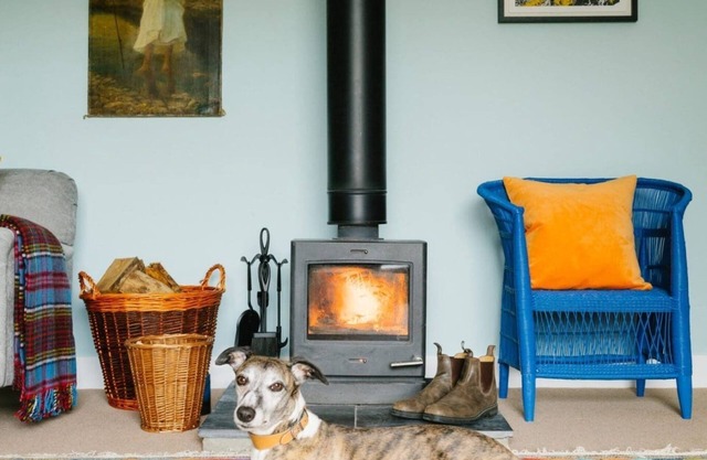 Beautiful converted countryside two-bedroom house blending rustic charm with modern comfort. Sleeps 4 with a wood fired hot tub.