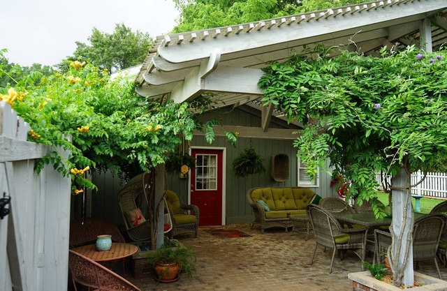Beautiful Cozy Immaculate cottage