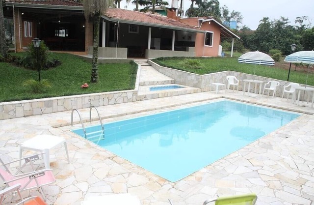 Beautiful farmhouse in Jarinu - leisure, comfort and warmth (1.5 km from city center)