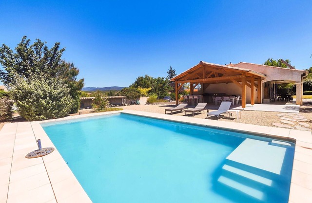 Beautiful home in Prades-sur-Vernazobre