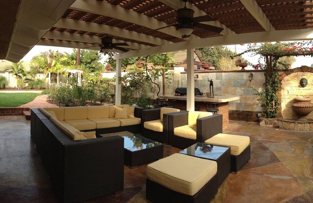 Beautiful Guest House w/Big Backyard, Patio lounge, Granite BBQ counter/Disney