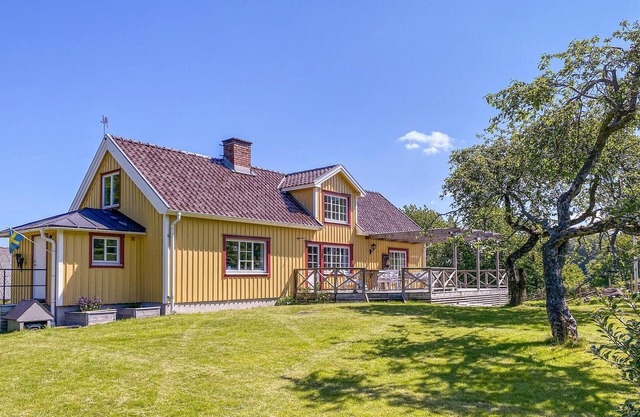 Beautiful home in Varberg with WiFi