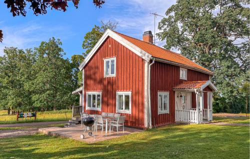 Beautiful Home In Ydre With Wifi