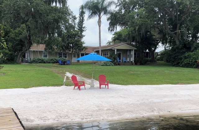 Beautiful home on Crooked Lake- perfect for families or couples getaway