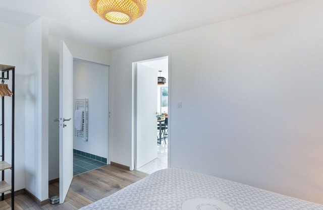 Beautiful private villa for 4 people with WIFI, TV, terrace and parking
