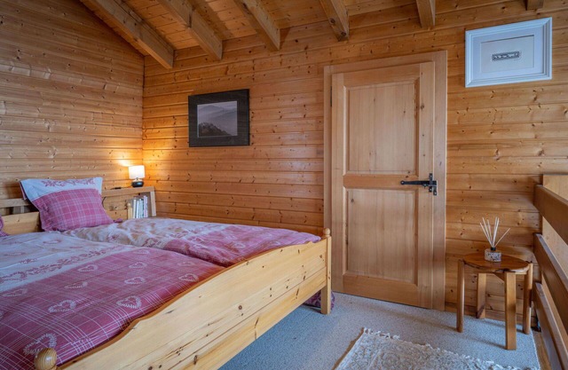 Beautiful private villa for 6 people with WIFI, TV, terrace and parking