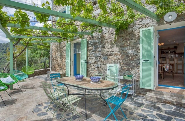Beautiful stone house in the village of Poggio-di-Nazza