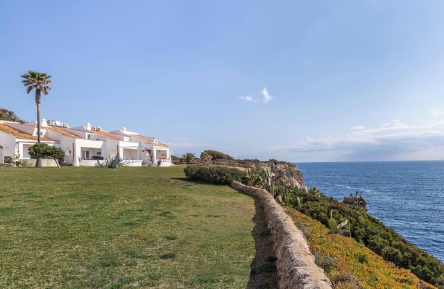 Beautiful Vacation Home “Cala Serena Beach 2” with Garden & Terrace