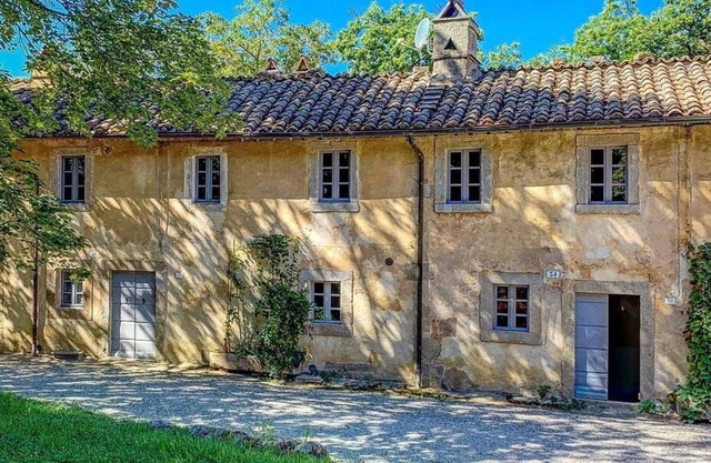Beautiful villa for 4 people with WIFI, pool, TV, panoramic view and parking