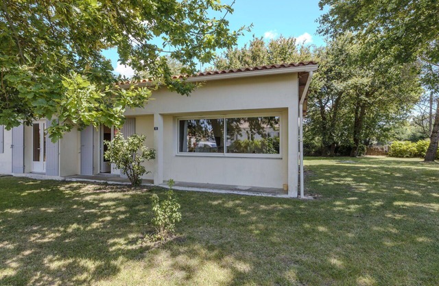 Beautiful villa for 4 guests with WIFI, TV and pets allowed
