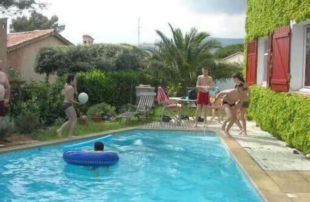 Beautiful villa with swimming pool and garden in Grasse