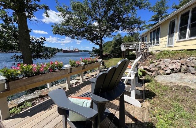 Beautiful waterfront cottage where you feel like you can touch the ships.