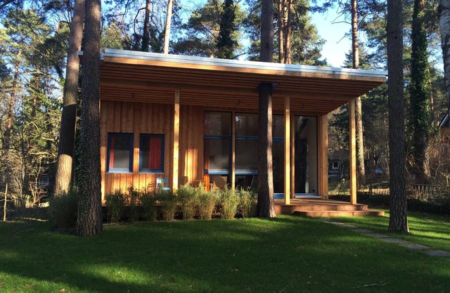 beautiful wooden house with exclusive furnishings and panoramic windows on Schwielowsee