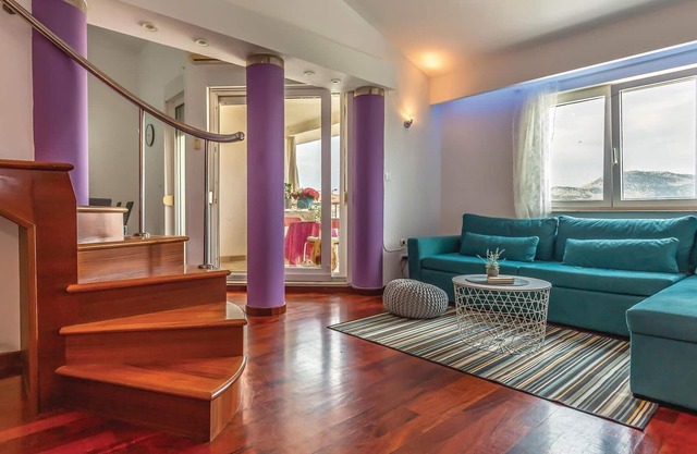 beautifully furnished and spacious vacation apartment.