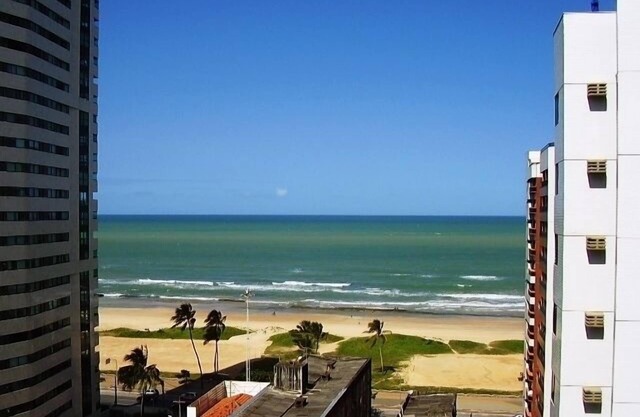Bedroom and living room furnished - Close to the beach