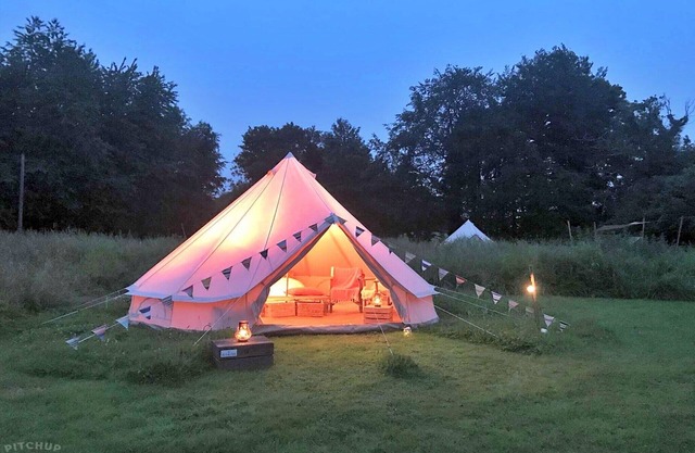 Bell Tent Retreat in Norfolk Countryside