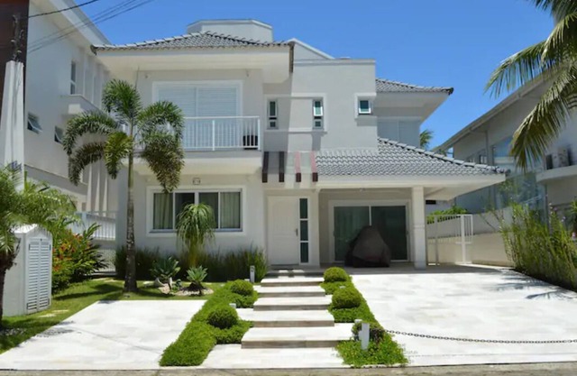 BERTIOGA BEAUTIFUL BEACH HOUSE HANGA ROA GATED COMMUNITY ON THE NORTH COAST