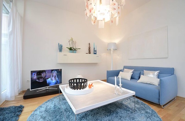 Best deal in town ! Como Designer Apt deluxe in the center of Munich