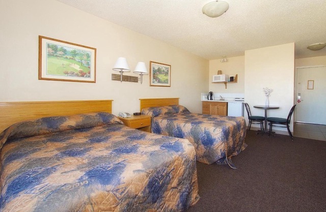 Best Maple Inn
