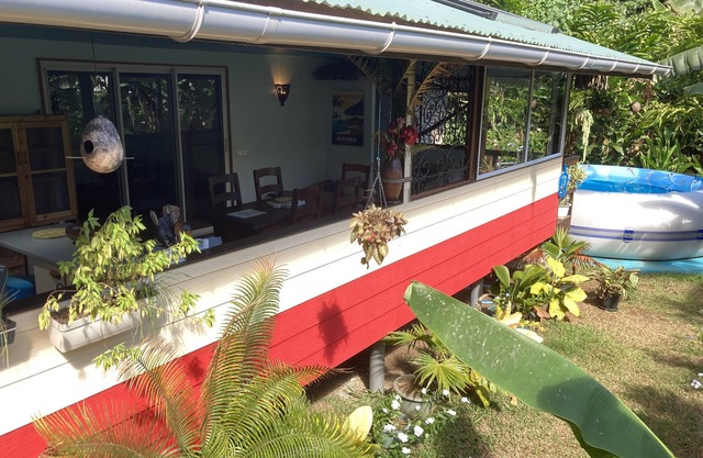 Best value for money in Moorea, very quiet with private pool.