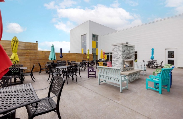 Best Western Plus St. John's Airport Hotel and Suites